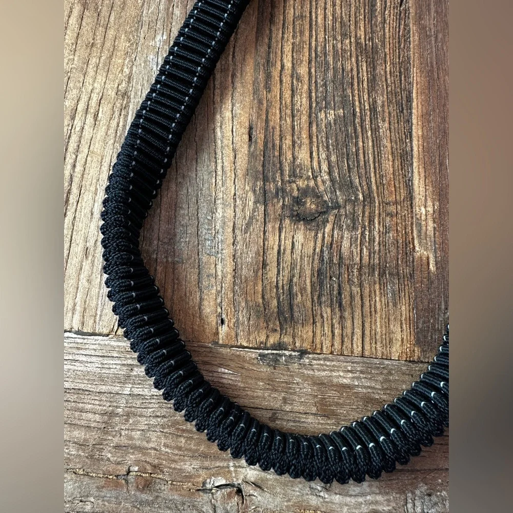 Durable Black Dog Leash with Reflective Stitching